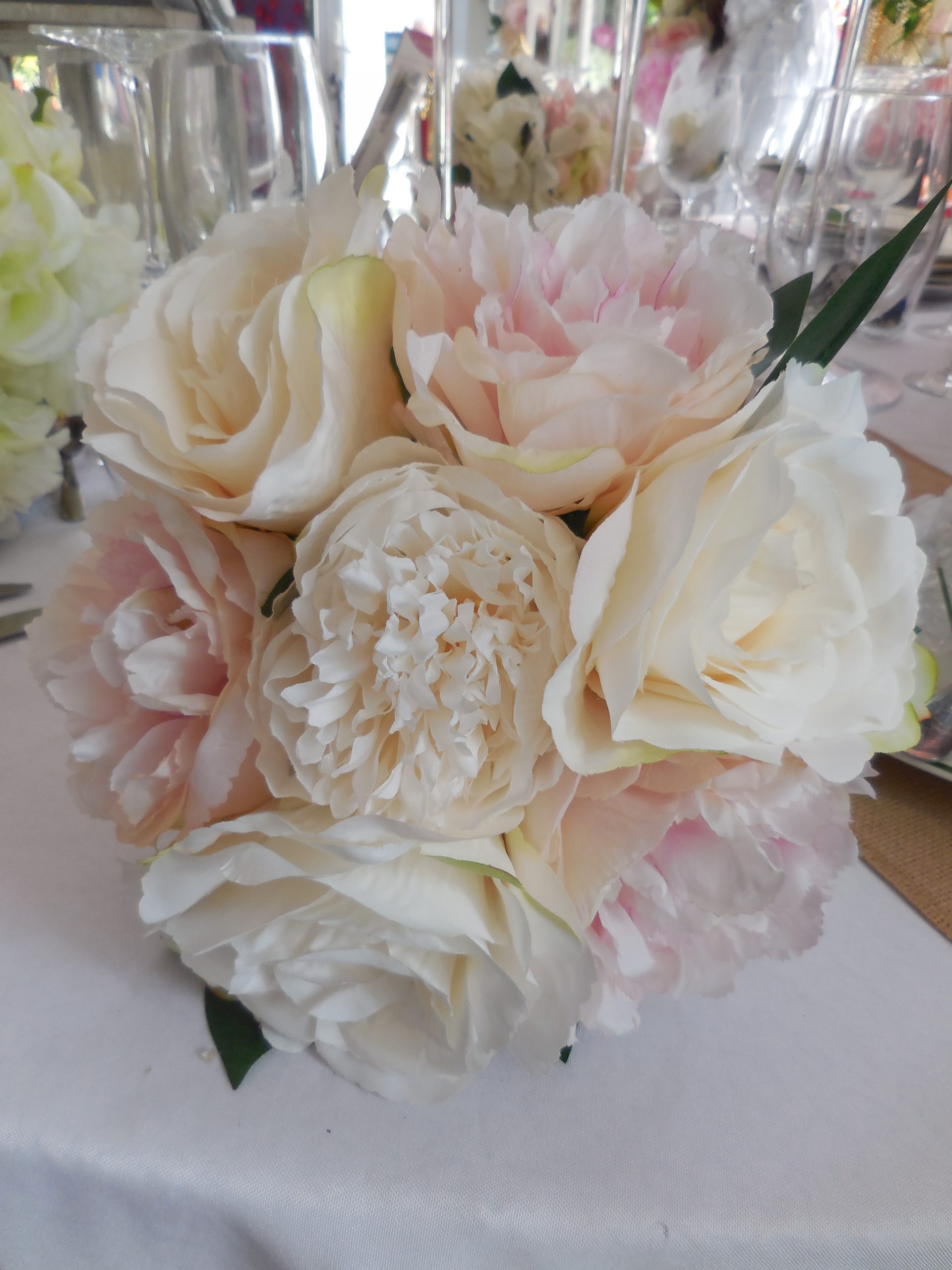 Location Bouquet Pivoines rose pastel Shabby Chic - Location deco mariage -  Artnuptial